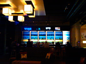 aloft minneapolis bar