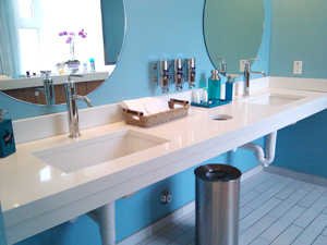 bliss spa sink and mirrors