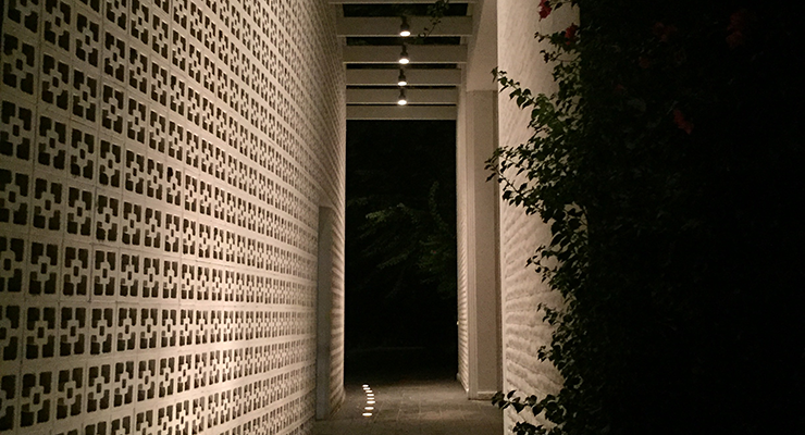 the parker palm springs hotel entrance