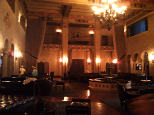 the roosevelt hotel hollywood lobby