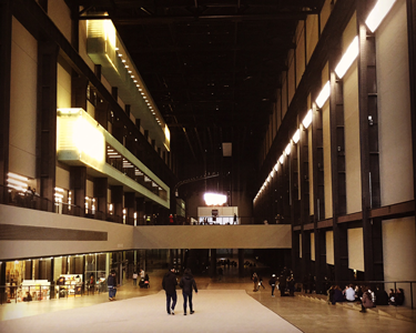 tate modern foyer